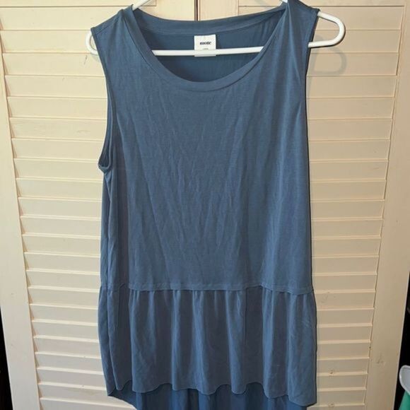 Mote Sleeveless ruffle top - Picture 1 of 4